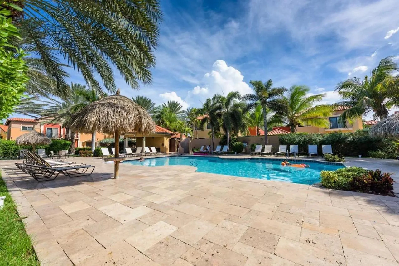 Diamante 159 Luxury Villa With Private Pool In Gold Coast 3 Bedrooms 3 Bath Palm Beach
